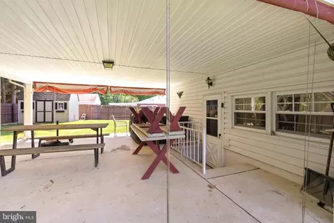 Exterior - 334 Ernst Rd, Reading, PA 19601 photo 3 of 4