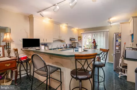 Kitchen - 82 Medinah Dr, Reading, PA 19607 photo 2 of 2