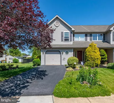307 Diane Ave, Reading, PA 19608