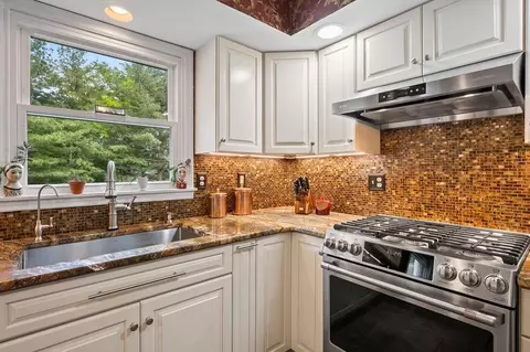 Kitchen - 805 Bare Path Rd, Reading, PA 19608 photo 3 of 7