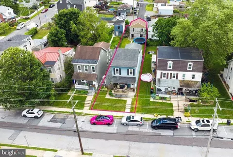 28 E Front St, Mohnton, PA 19540
