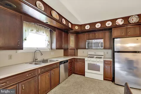 Kitchen - 74 Oberlin Ave, Reading, PA 19608 photo 1 of 2