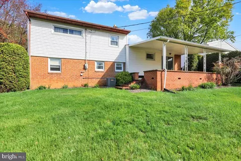 Exterior - 74 Oberlin Ave, Reading, PA 19608 photo 6 of 9