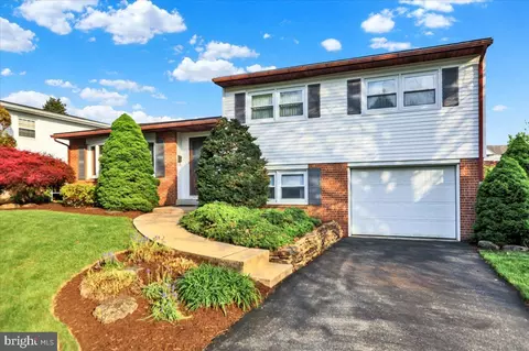 Exterior - 74 Oberlin Ave, Reading, PA 19608 photo 3 of 9