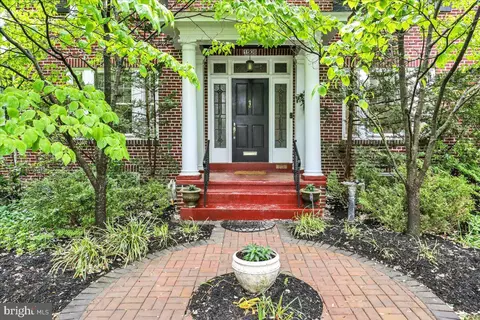 1506 Dauphin Ave, Reading, PA 19610