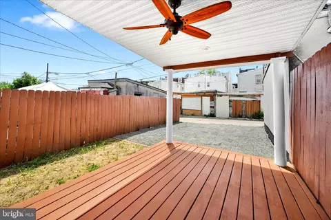 Exterior - 744 Pear St, Reading, PA 19601 photo 3 of 5