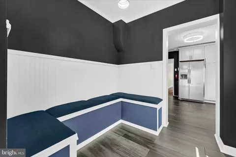Entry Way - 744 Pear St, Reading, PA 19601 photo 1 of 4