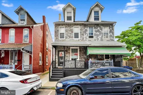 744 Pear St, Reading, PA 19601
