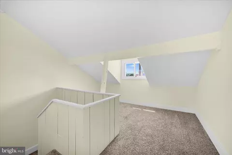 Entry Way - 744 Pear St, Reading, PA 19601 photo 4 of 4