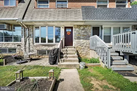 Exterior - 107 John Glenn Ave, Reading, PA 19607 photo 2 of 5