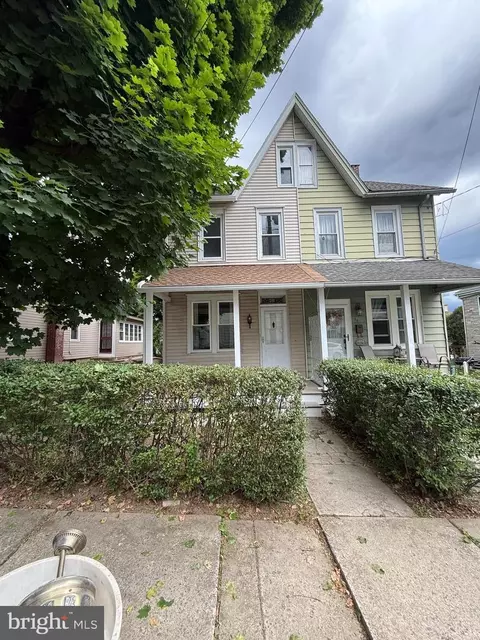 36 S Miller St, Reading, PA 19607