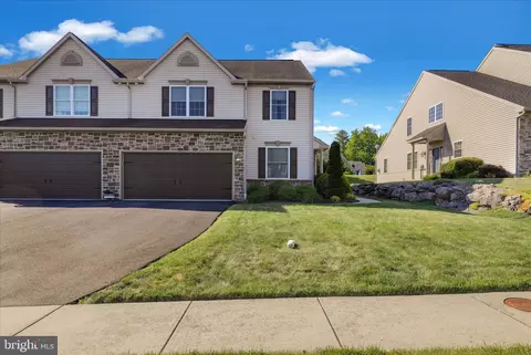 67 Regina Dr, Reading, PA 19608