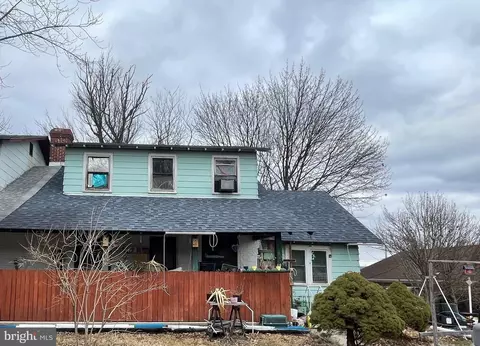 407 Greenwich St, Wyomissing, PA 19610