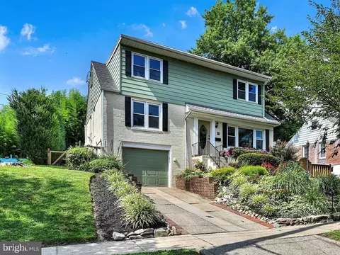 17 E Park Rd, Reading, PA 19609