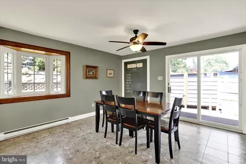 Dining - 17 E Park Rd, Reading, PA 19609 photo 1 of 2