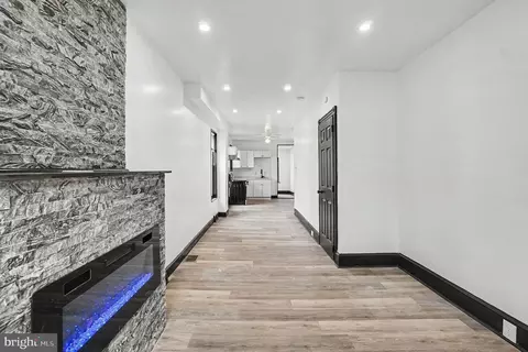 Entry Way - 1231 Oley St, Reading, PA 19604 photo 2 of 11