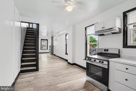 Entry Way - 1231 Oley St, Reading, PA 19604 photo 8 of 11