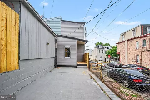Exterior - 1231 Oley St, Reading, PA 19604 photo 5 of 7