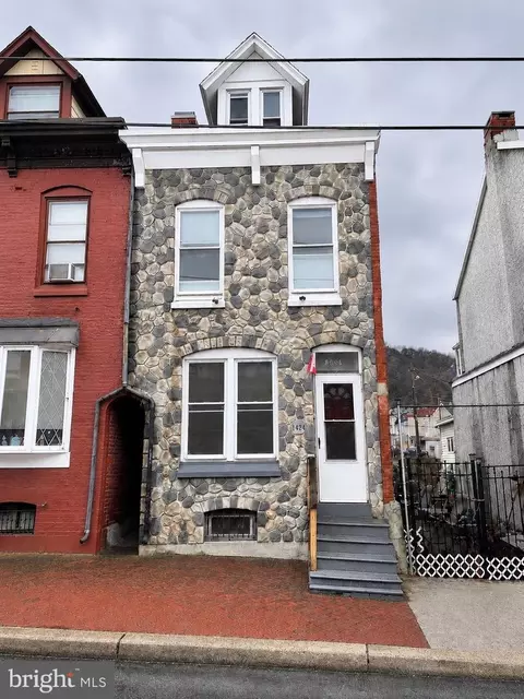 1424 Muhlenberg St, Reading, PA 19602