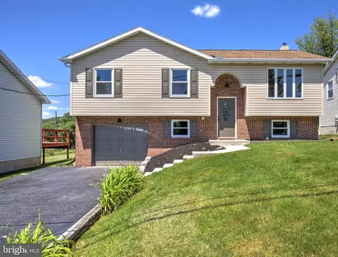 1903 Mcknights Gap Rd, Reading, PA 19604