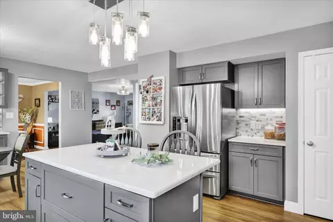 Kitchen - 405 S Sandy Ln, Reading, PA 19608 photo 5 of 5