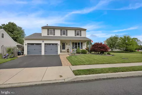 Exterior - 405 S Sandy Ln, Reading, PA 19608 photo 4 of 5
