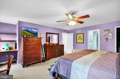 Bedroom - 405 S Sandy Ln, Reading, PA 19608 photo 3 of 4