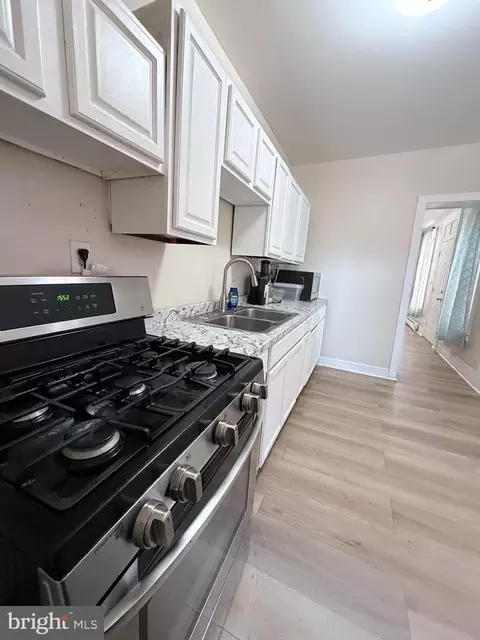 42 Maple St, Reading, PA 19602 photo 6