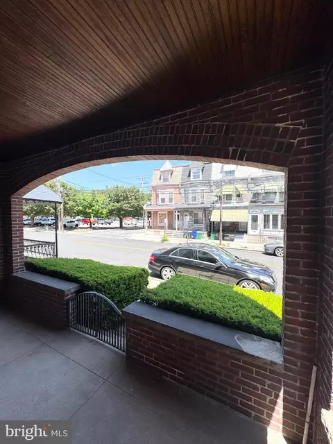 Exterior - 132 Bern St, Reading, PA 19601 photo 2 of 4