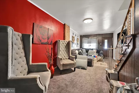 Entry Way - 936 N Pike St, Reading, PA 19604 photo 5 of 12