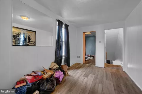 Entry Way - 936 N Pike St, Reading, PA 19604 photo 11 of 12