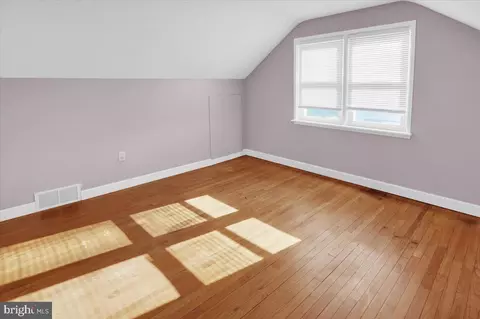 Bedroom - 513 Harding Ave, Reading, PA 19607 photo 2 of 2