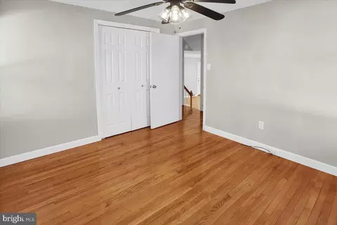 Entry Way - 513 Harding Ave, Reading, PA 19607 photo 3 of 6