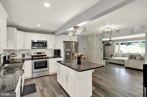Kitchen - 325 Faust Rd, Reading, PA 19608 photo 3 of 4