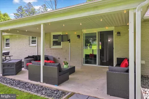 Exterior - 325 Faust Rd, Reading, PA 19608 photo 5 of 8