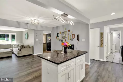 Entry Way - 325 Faust Rd, Reading, PA 19608 photo 1 of 1