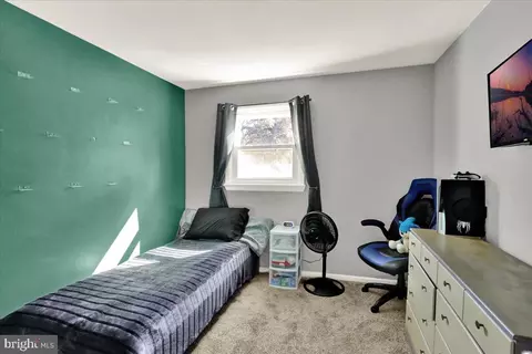 Bedroom - 325 Faust Rd, Reading, PA 19608 photo 5 of 5