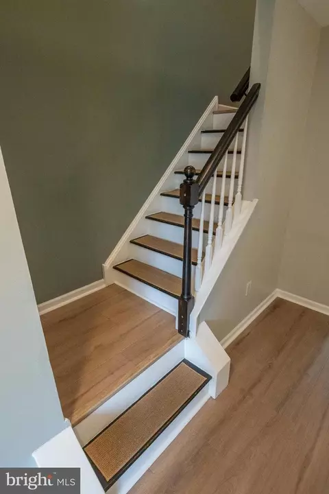 Entry Way - 111 Canberra Ct, Reading, PA 19608 photo 3 of 6