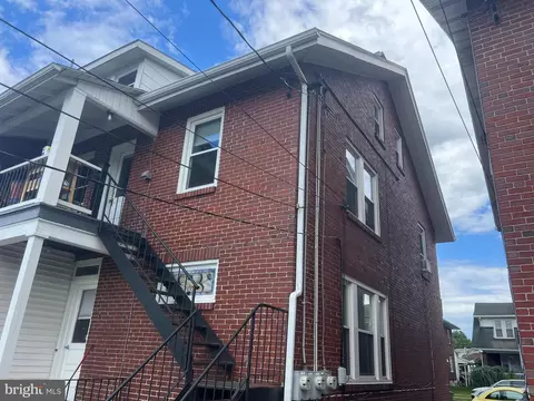 112 N Miller St, Reading, PA 19607 photo 2
