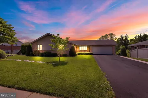 1620 Commonwealth Blvd, Reading, PA 19607