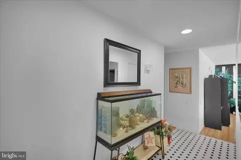 Entry Way - 1620 Commonwealth Blvd, Reading, PA 19607 photo 2 of 6