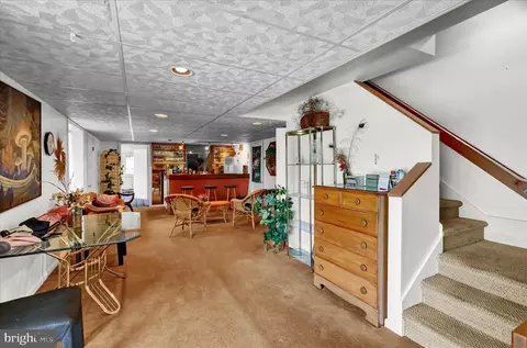 Entry Way - 1620 Commonwealth Blvd, Reading, PA 19607 photo 4 of 6