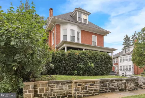 12 Intervilla Ave, Reading, PA 19609