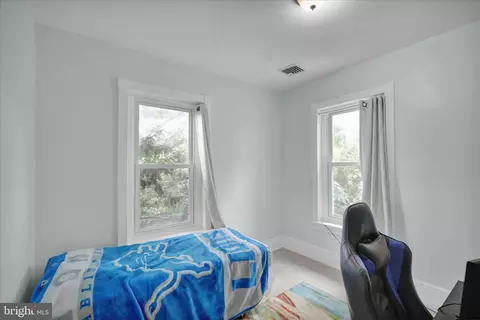 Bedroom - 12 Intervilla Ave, Reading, PA 19609 photo 5 of 6