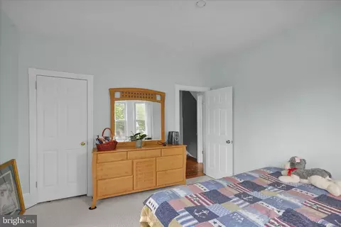 Bedroom - 12 Intervilla Ave, Reading, PA 19609 photo 4 of 6