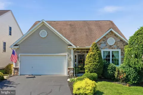 412 Westbury Dr, Reading, PA 19610