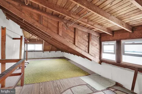 Entry Way - 3418 Penn, Sinking Spring, PA 19608 photo 4 of 4