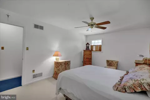 Bedroom - 313 Parkview Rd, Reading, PA 19606 photo 7 of 9