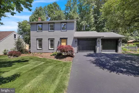 Exterior - 313 Parkview Rd, Reading, PA 19606 photo 3 of 12