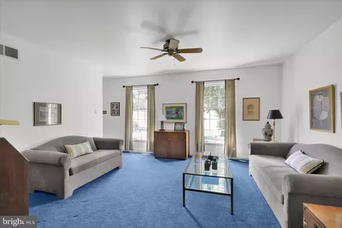 Living - 313 Parkview Rd, Reading, PA 19606 photo 1 of 2